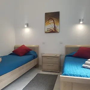 Ac1- Prime Location 3 Bedroom Apt In St.julian's , San Giuliano Malta